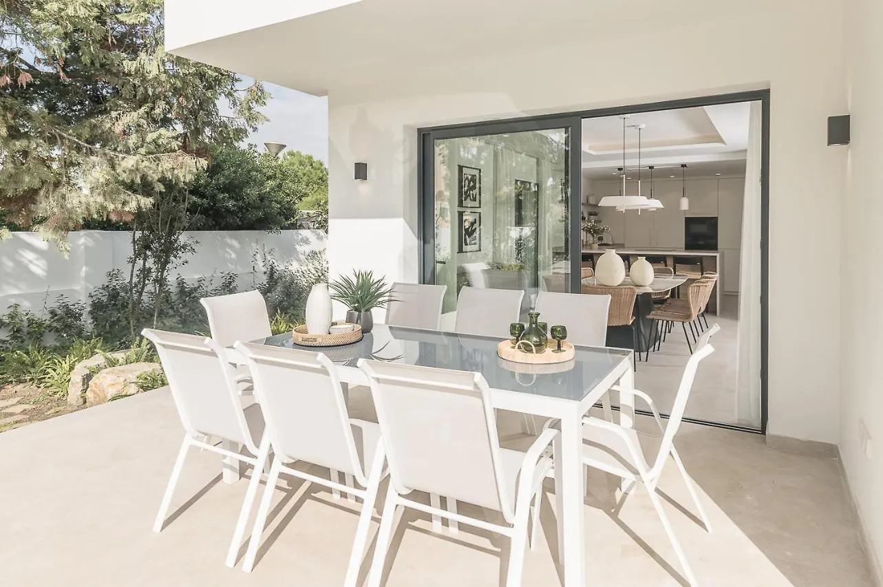 Homeclub Villa Con Piscina Privada En Guadalmar マラガ