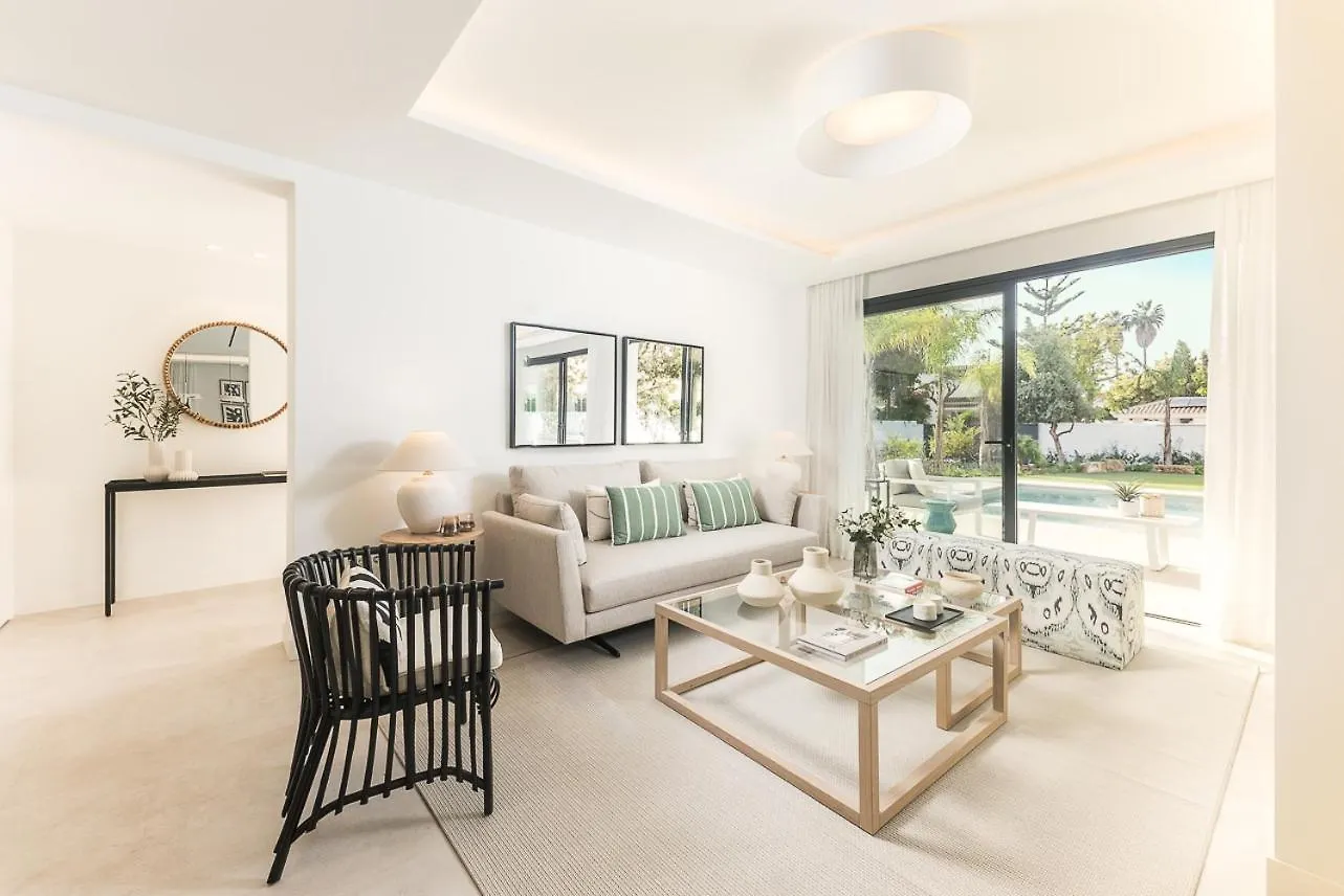 アパート Homeclub Villa Con Piscina Privada En Guadalmar マラガ スペイン